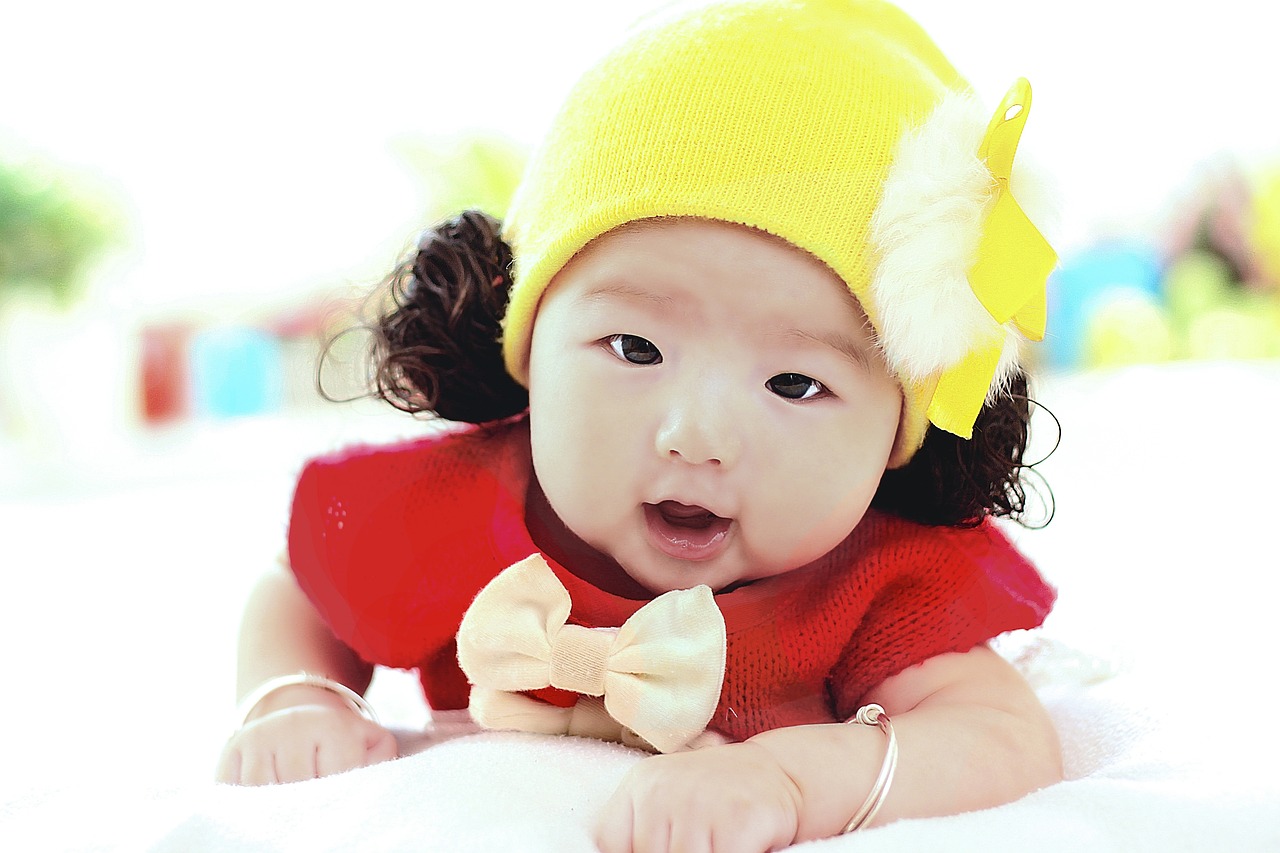 有偿妈妈|孕妈供卵生的宝宝头睡平了怎么办（孕妈供卵生的宝宝头睡平了长大了会恢复吗）