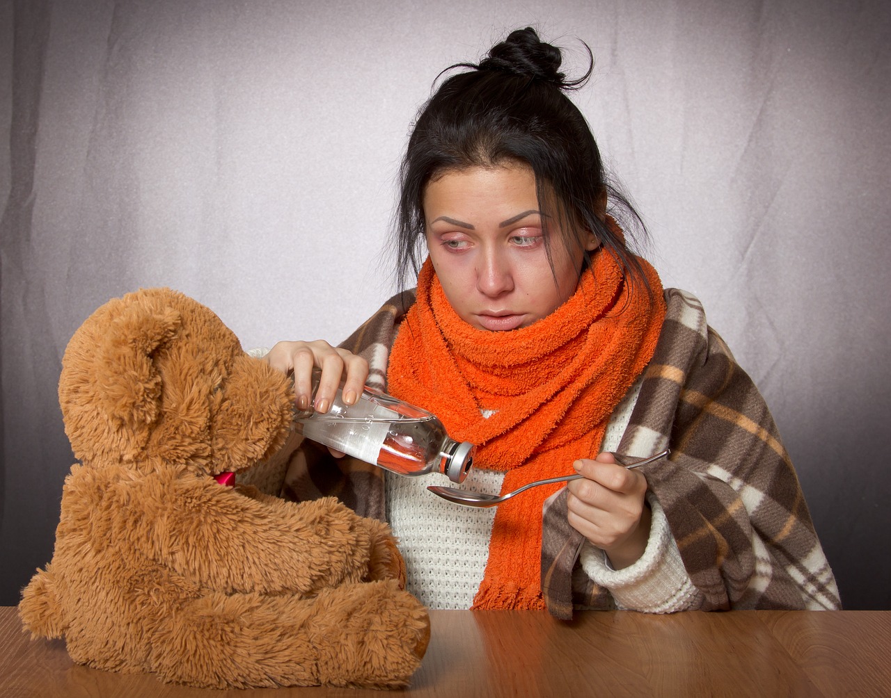 格鲁吉亚代孕孕妈供卵生的宝宝脱跨的主要症状（孕妈供卵生的宝宝脱胯症状图片）